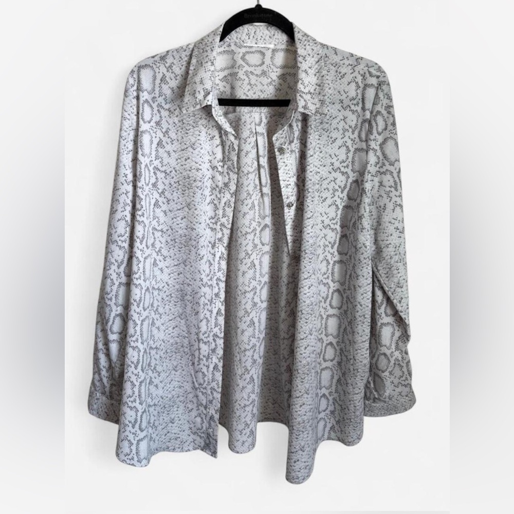 Gray Snake Print Women's Top